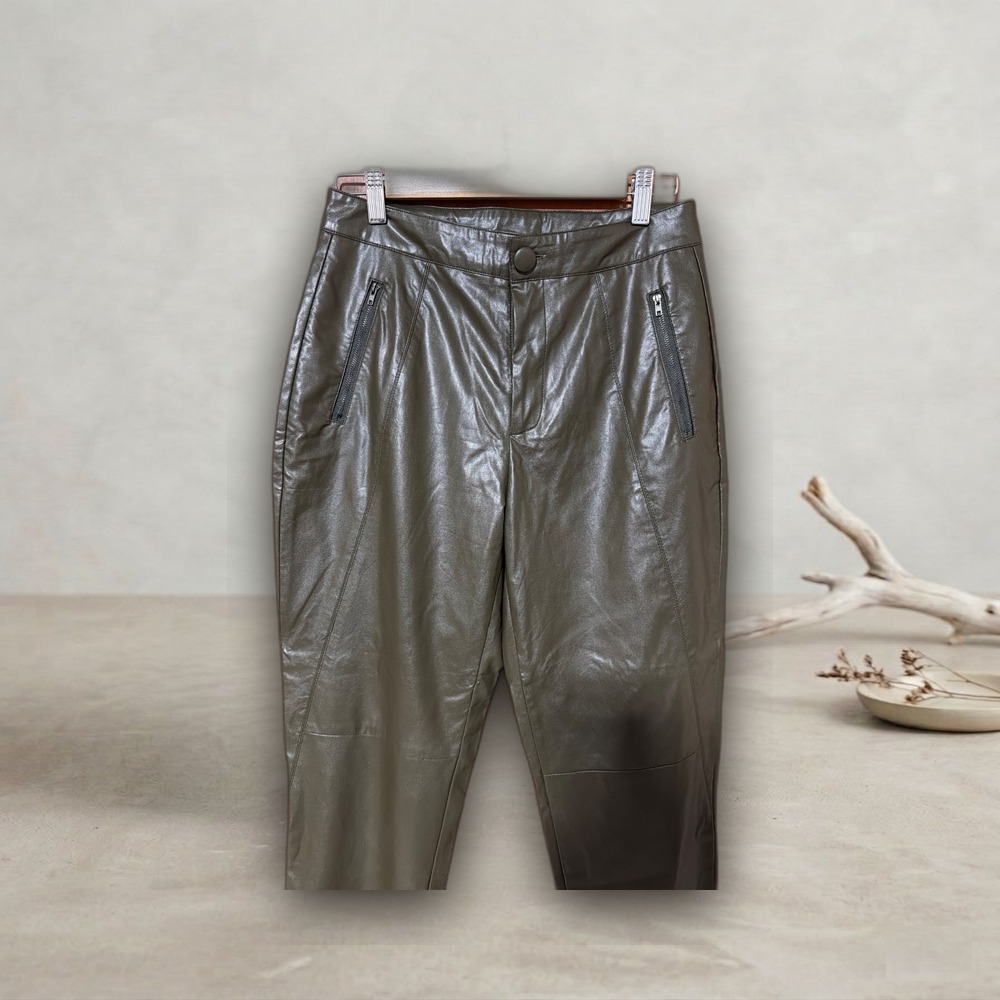 Pantalón cuerina color verde