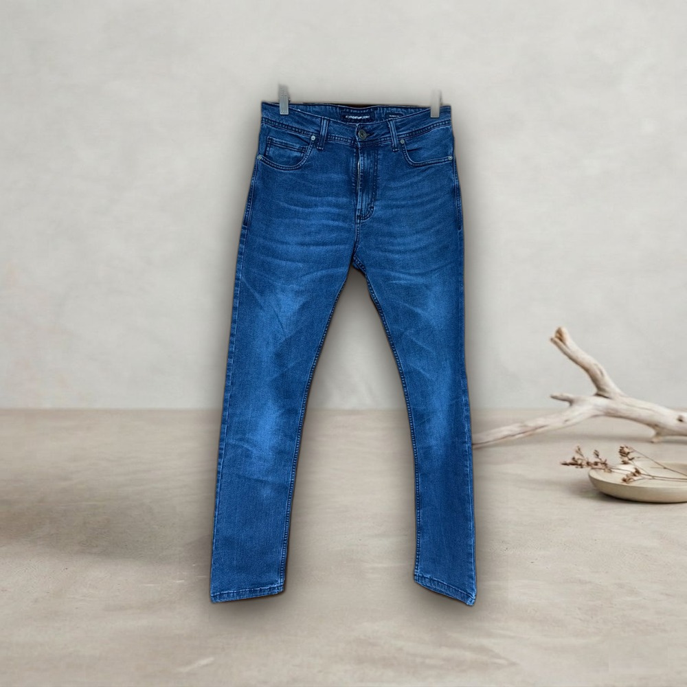 Jean recto con spandex azul